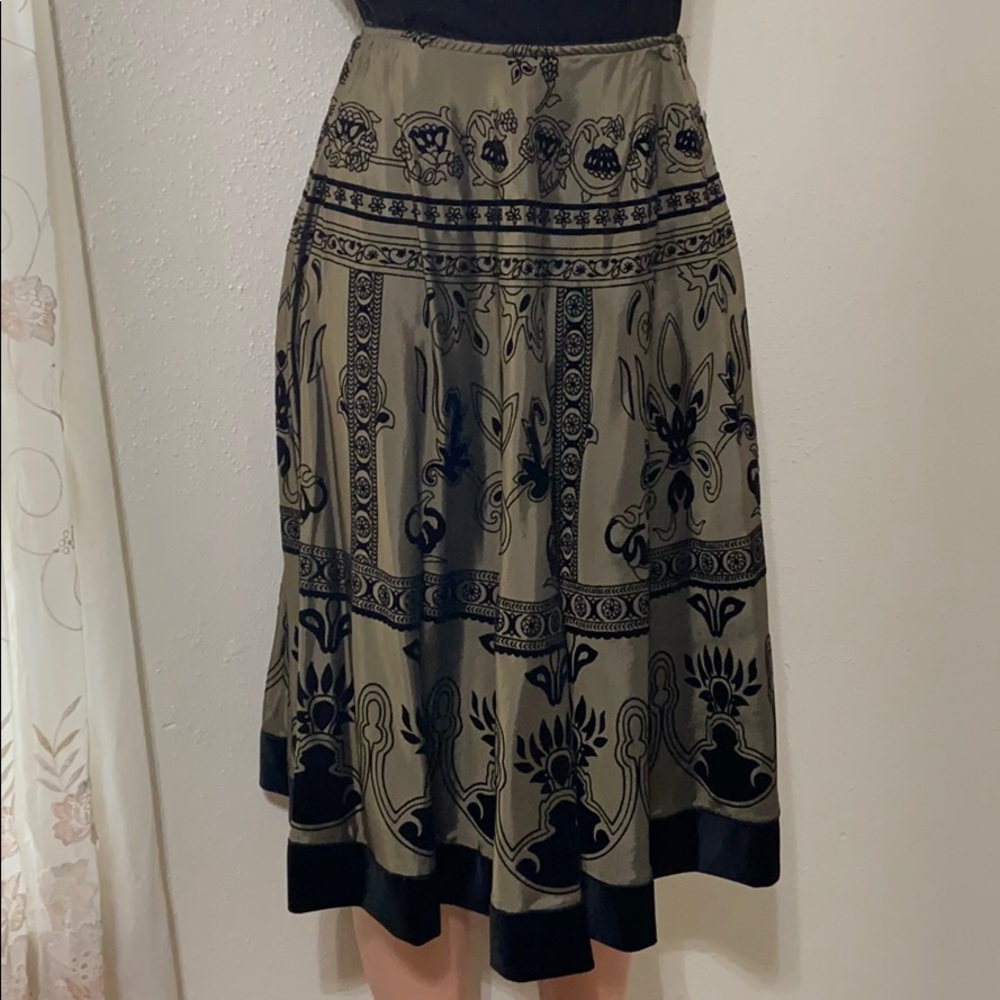 Dress barn collection skirt